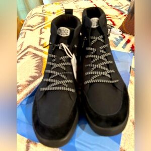 Hey Dude Mens Cody HI M Essentials size 14